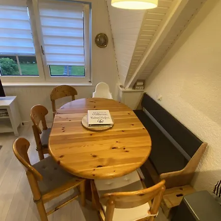 شقة Familienfreundliche Gesamte In Friedrichskoog-spitze Mit Garten, Grill Und Terrasse *